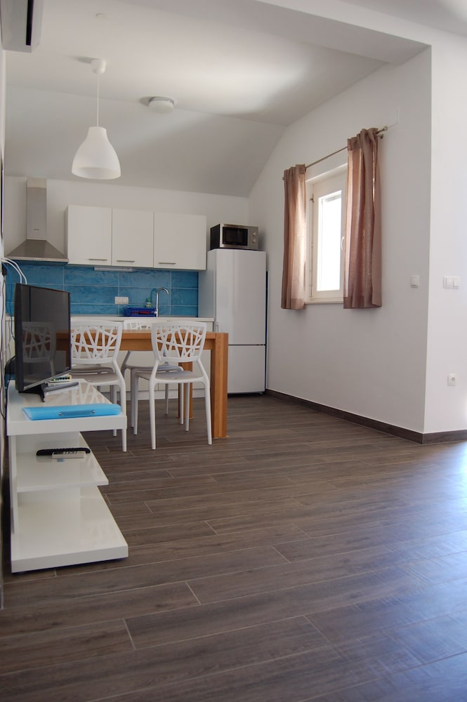 Gorgonia Apartments 32/50