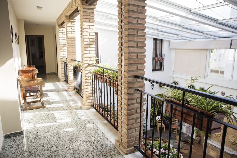 Hotel de los Faroles 3/59