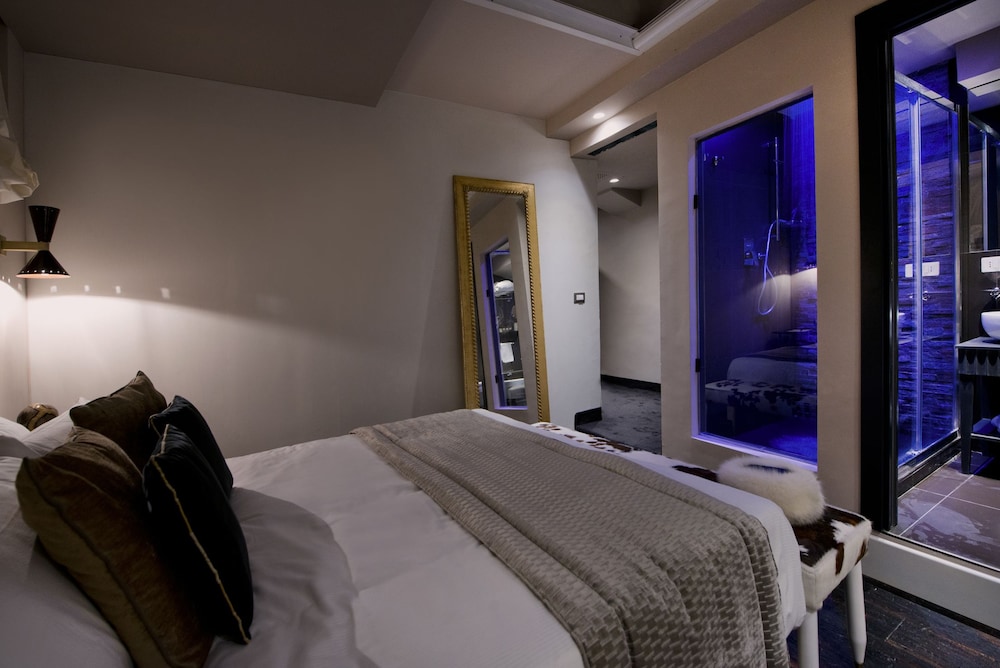 Ht6 Boutique Hotel 8/49