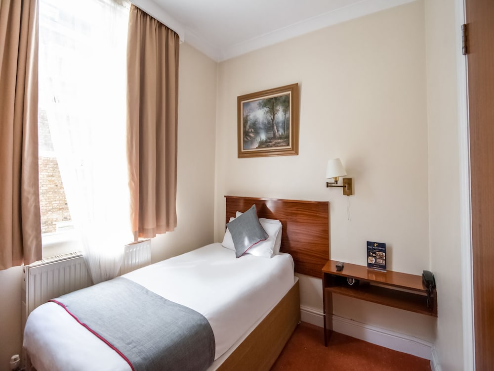 St Georges Hotel Pimlico 24/48