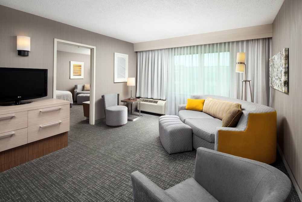 Courtyard By Marriott Old Pasadena 23/41