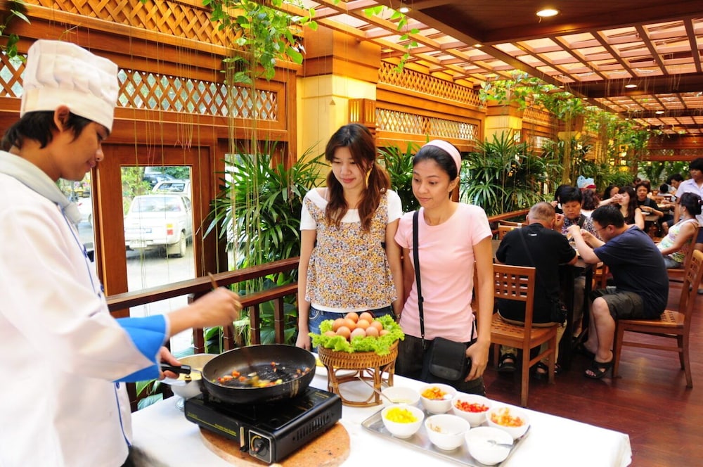 Golden Beach Hotel Pattaya 34/44