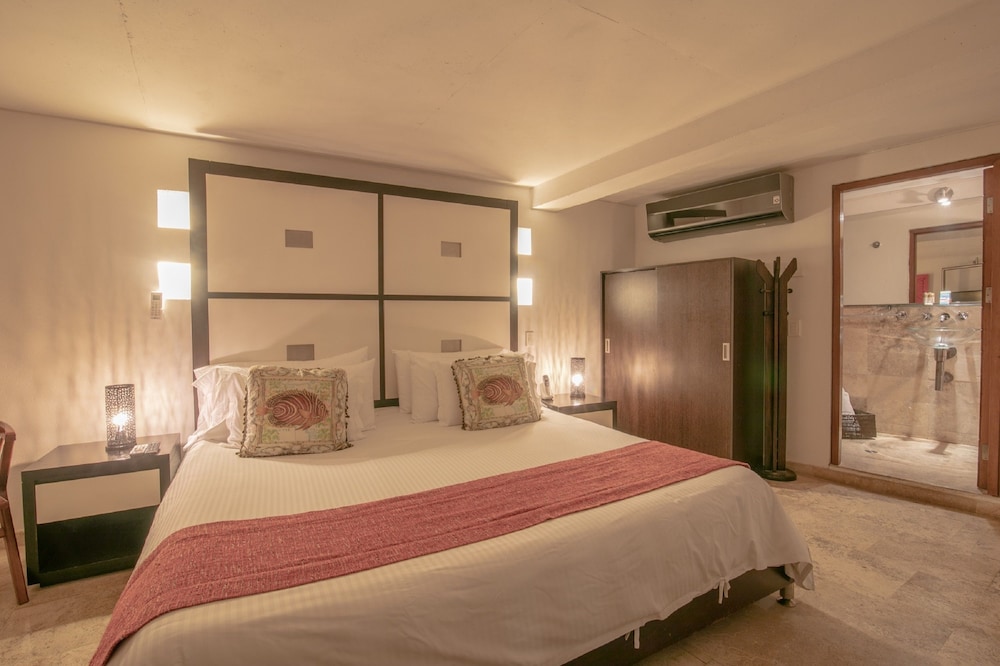 CASA CLAVER LOFT BOUTIQUE HOTEL 16/68