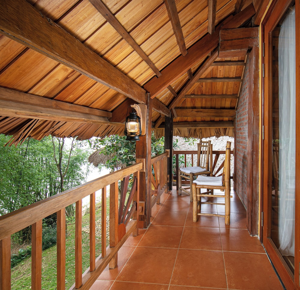 Mai Chau Hideaway Lake Resort 33/72