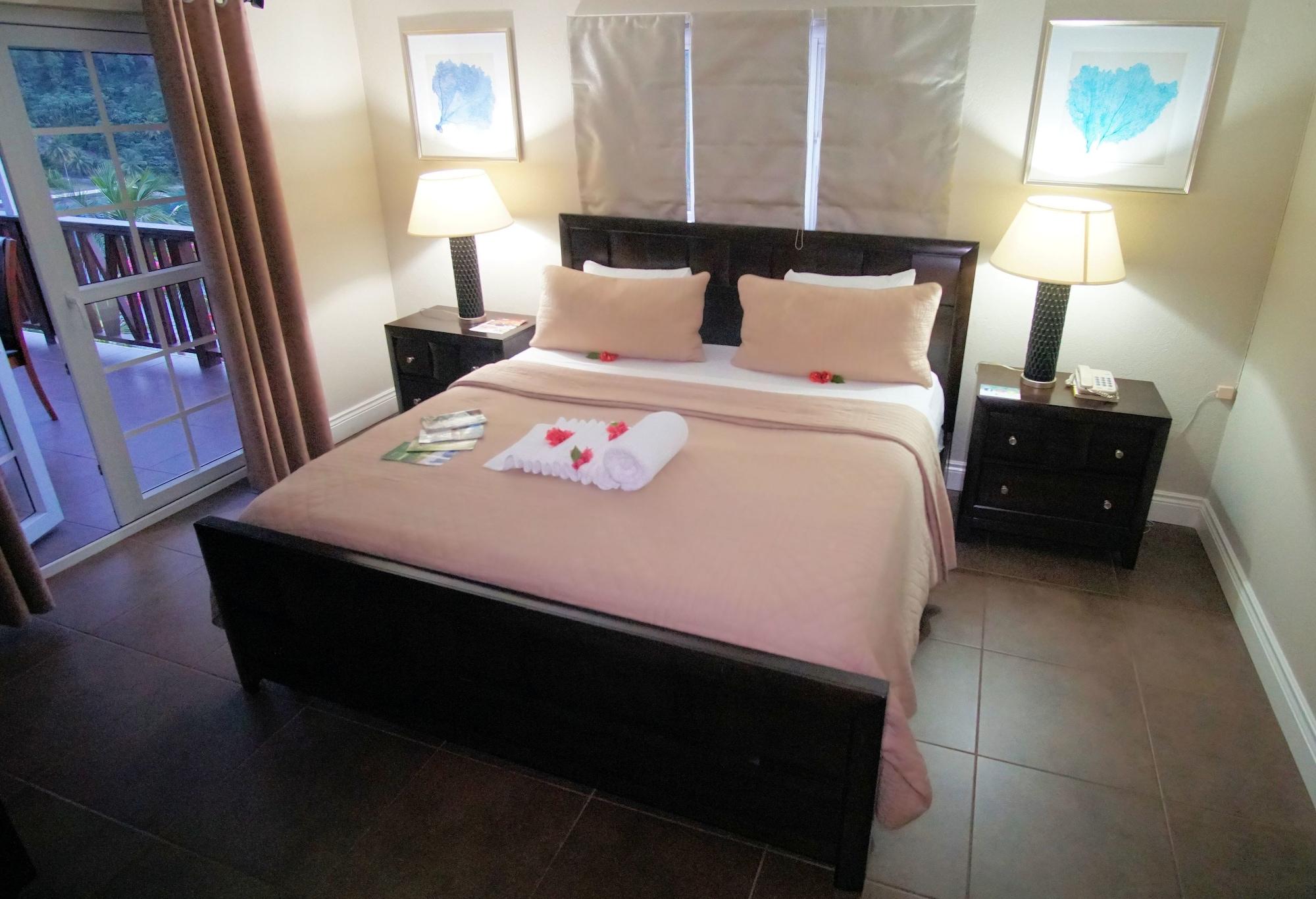 Family, Villa, Marigot Beach Club and Dive Resort 3/5