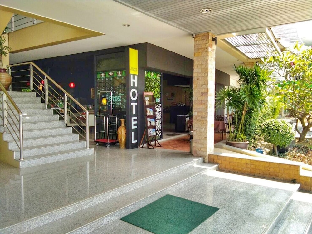 lobby