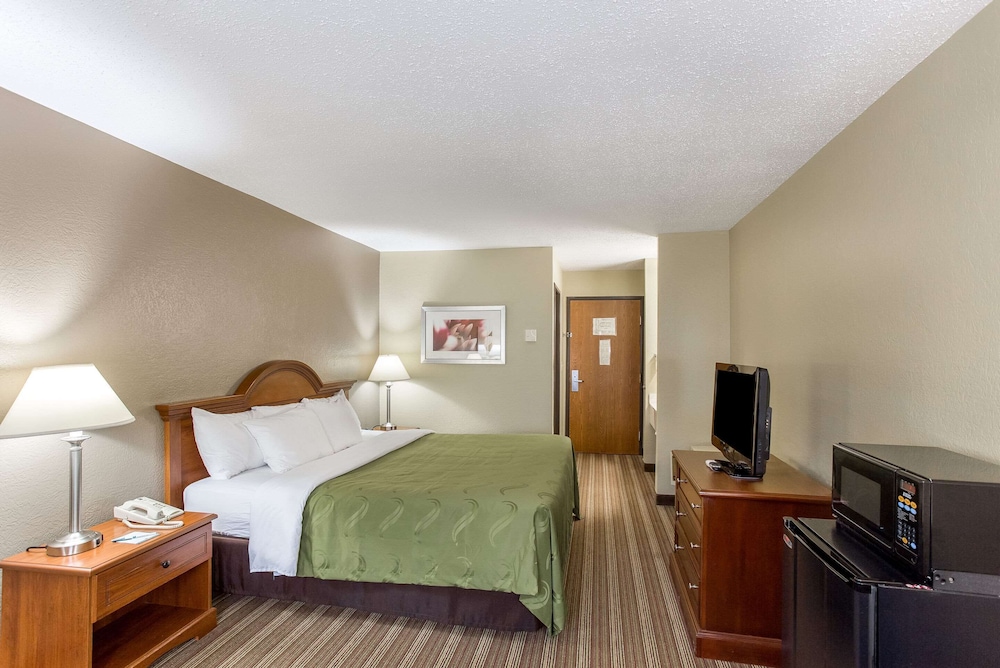 Quality Inn Athens, OH 22/50