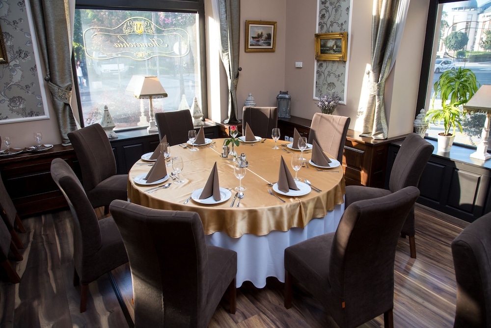 ERZSEBET KIRALYNE HOTEL 32/43
