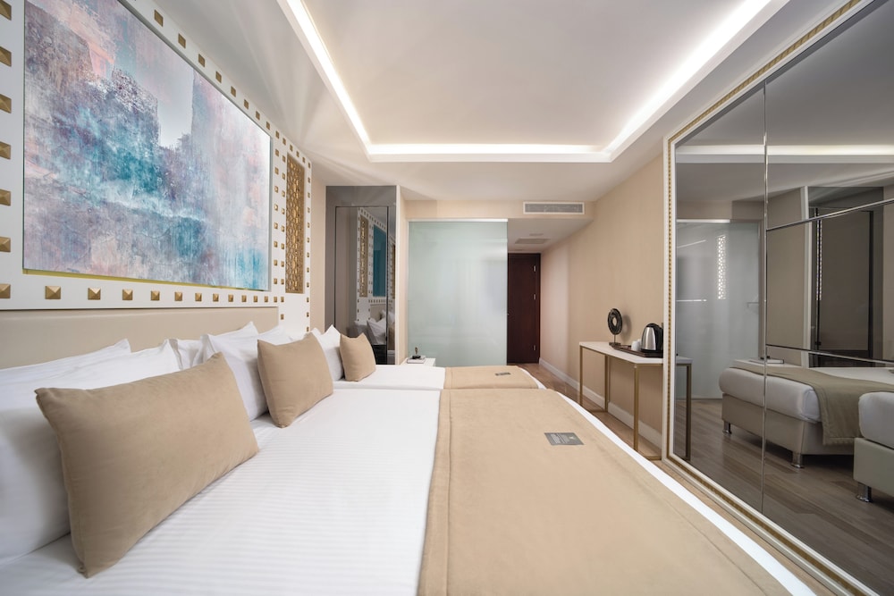 Great Fortune Hotel & SPA 24/70