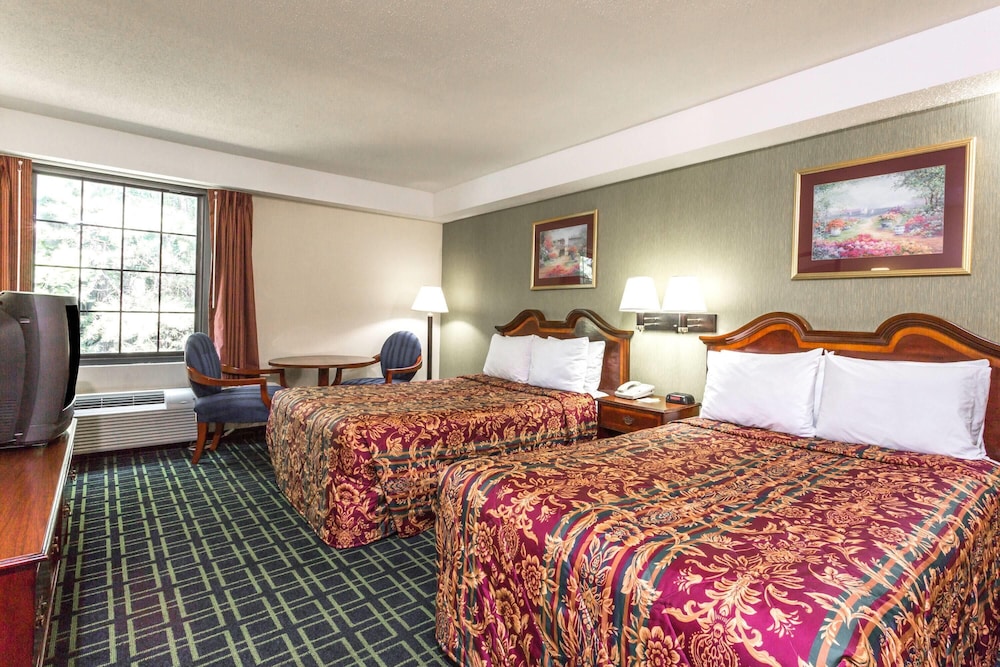 غرفة بسرير كينج لذوي الإعاقة