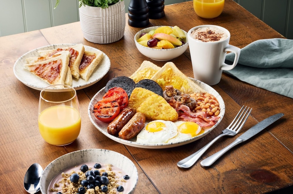 Premier Inn Cardiff West 45/60