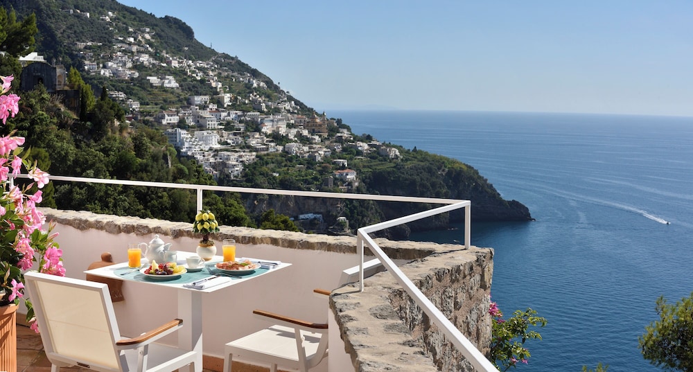 Hotel Piccolo Sant'andrea 8/44