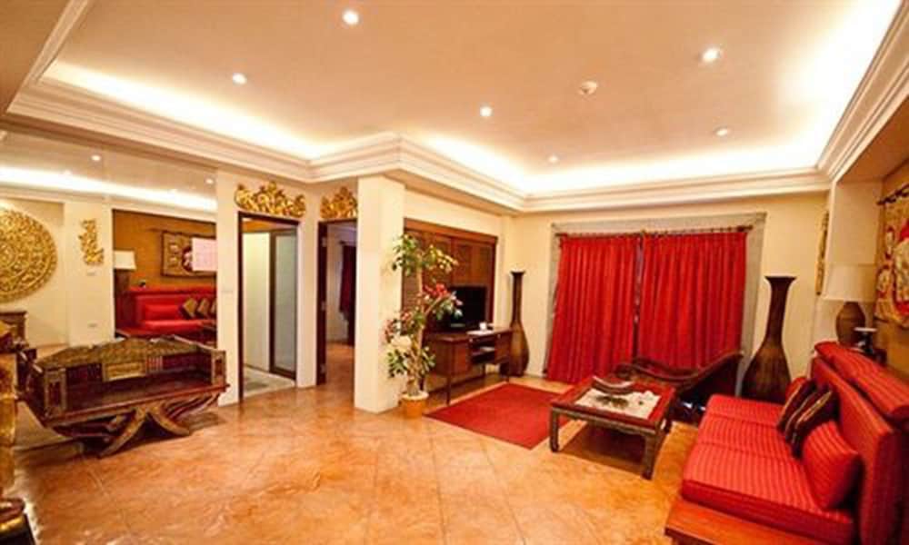 Nirvana Boutique Suites 30/50