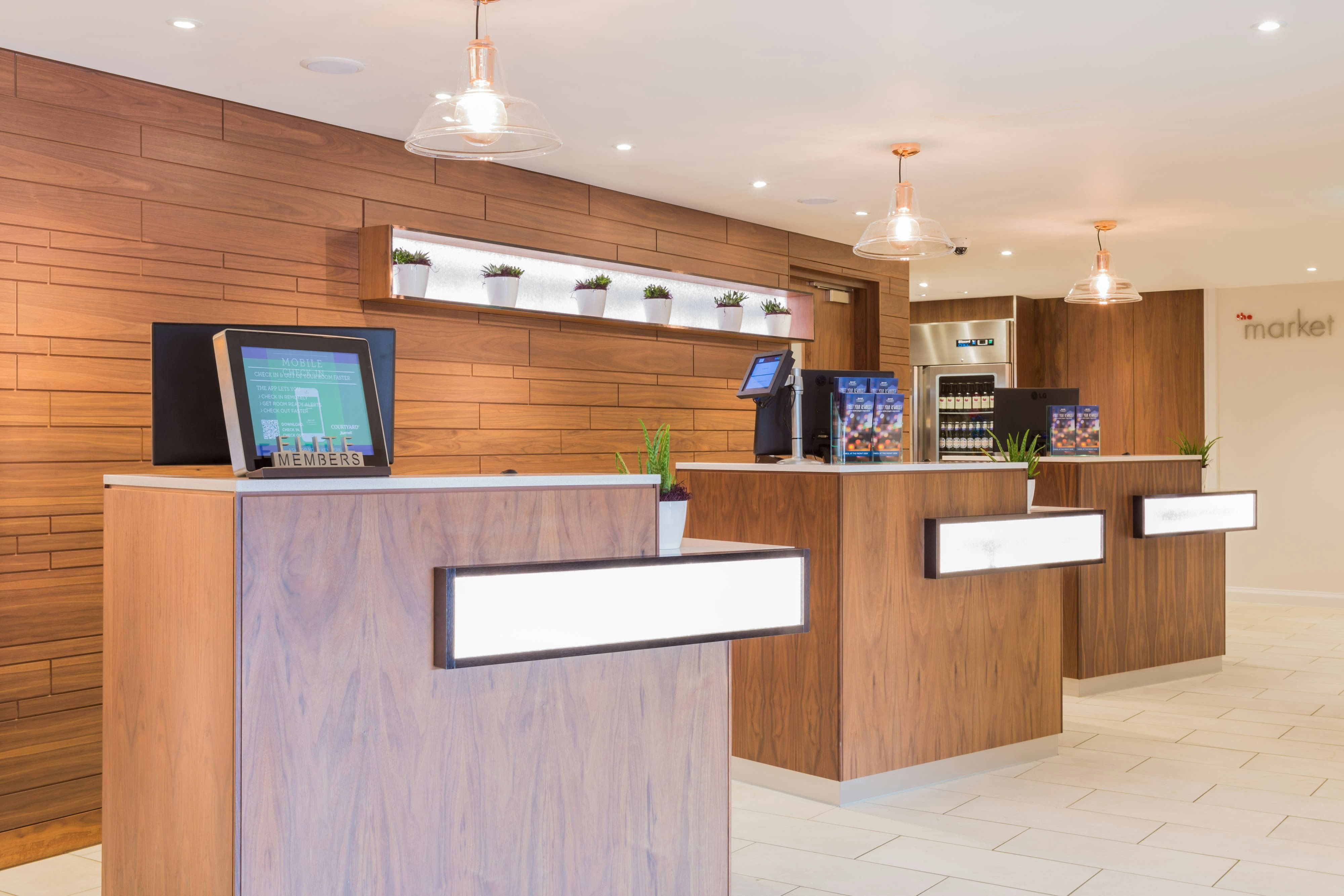 Courtyard By Marriott Glasgow Airport 4/36