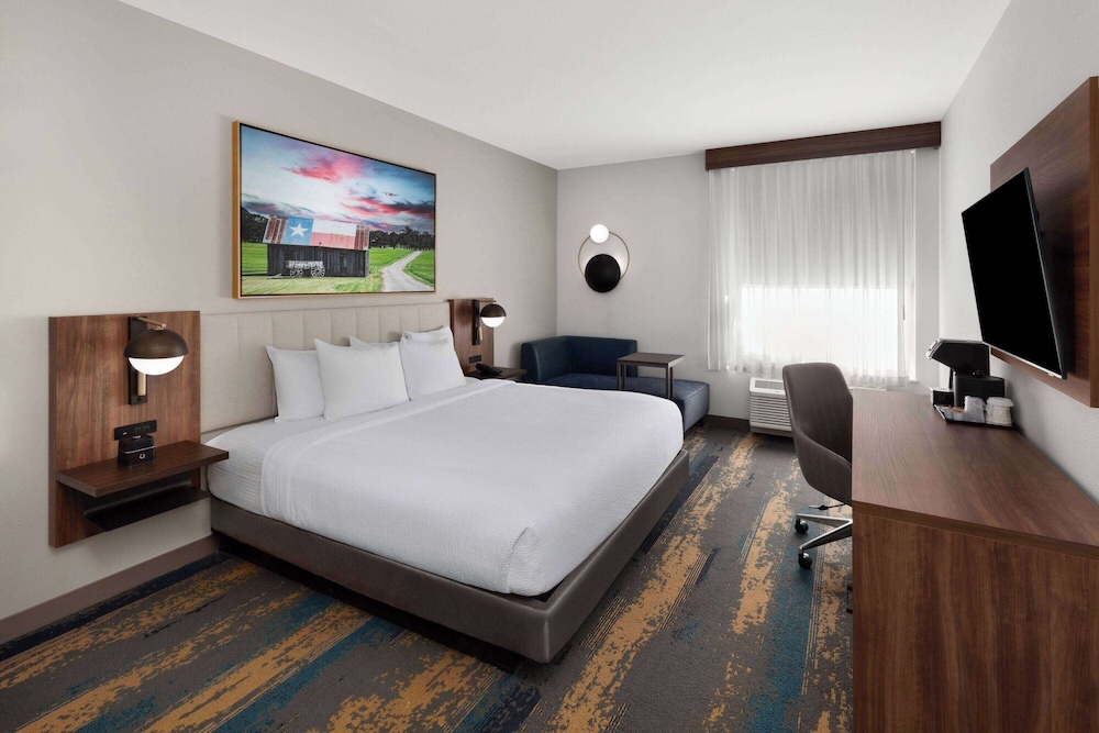 STANDARD, KING BED