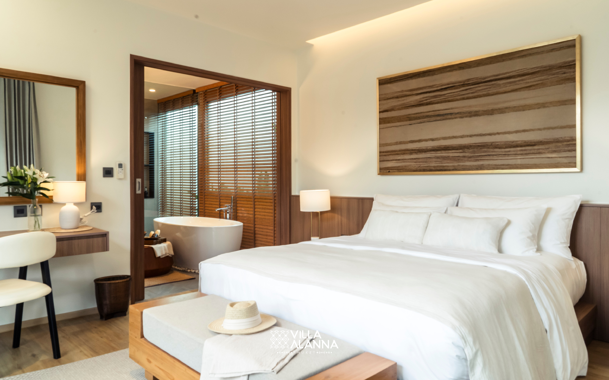 Premium, King Bed, King and Twin Beds, Pool Corner