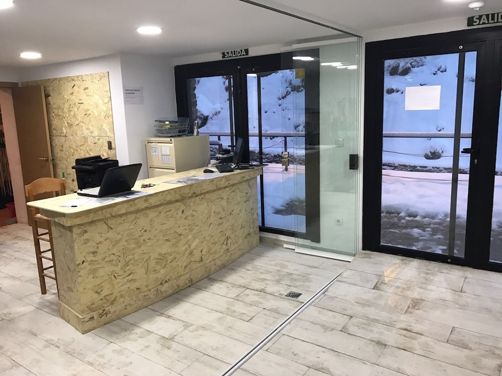 Sabica Nevada Gorbea Suites Apartments 2/27