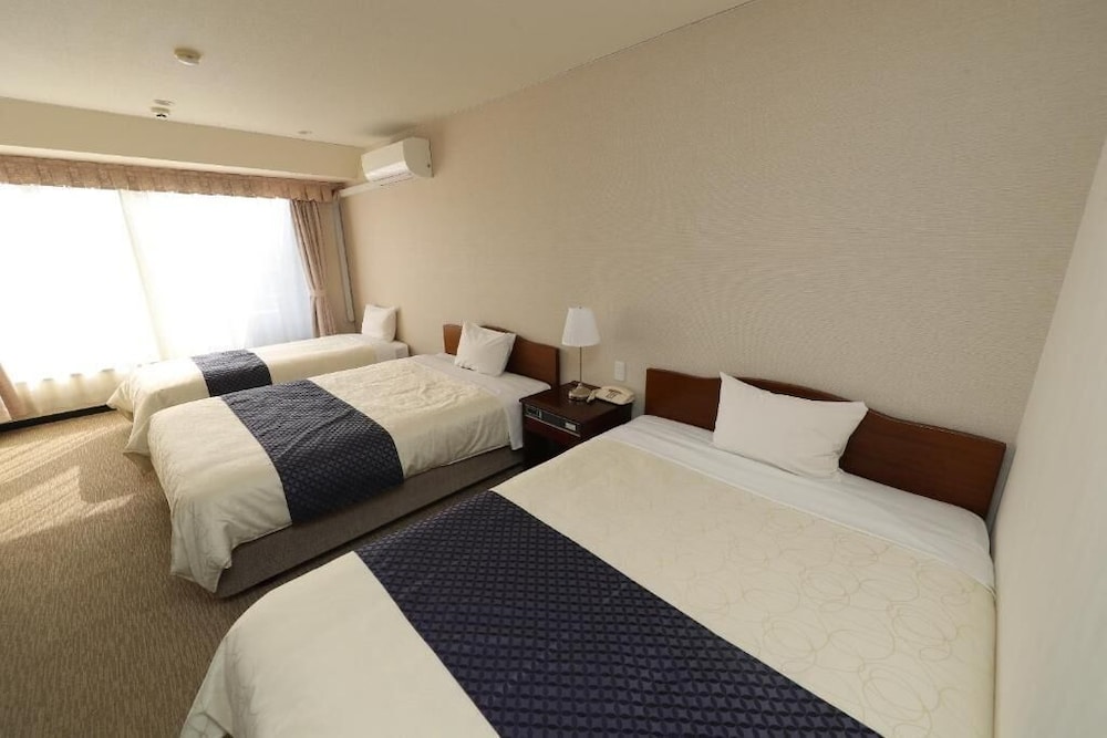 Hotel 21 21/57
