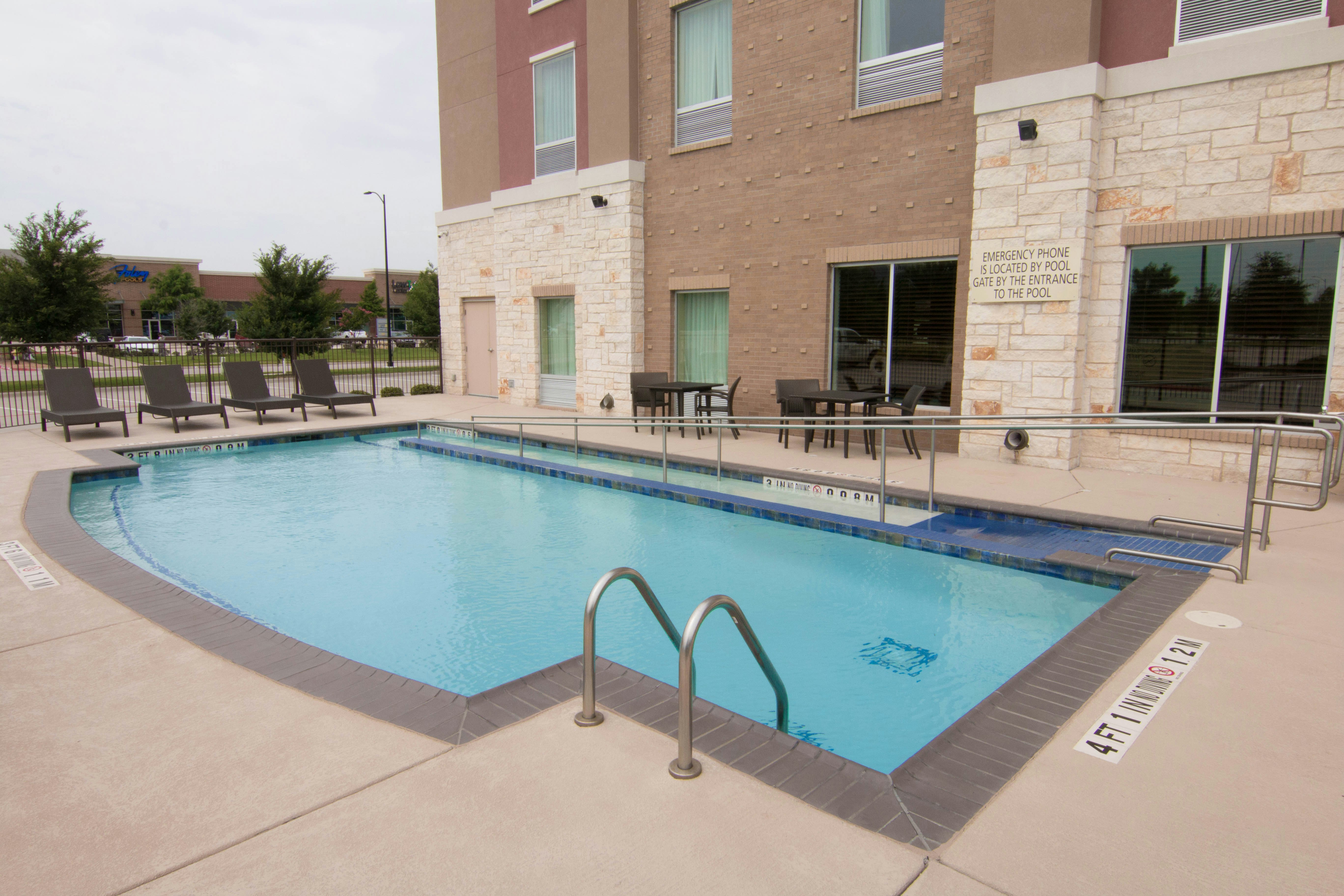 Hampton Inn And Suites Dallas Frisco North Fieldhouse Us Tx 4/38