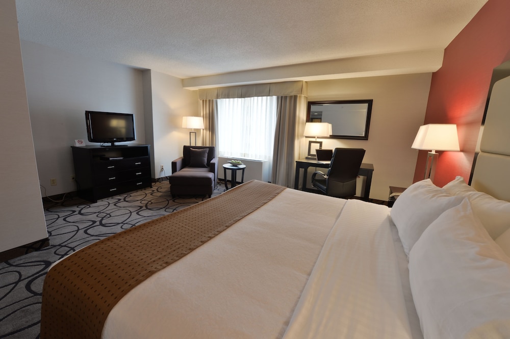 Holiday Inn Montreal Centre-Ville Downtown 12/70