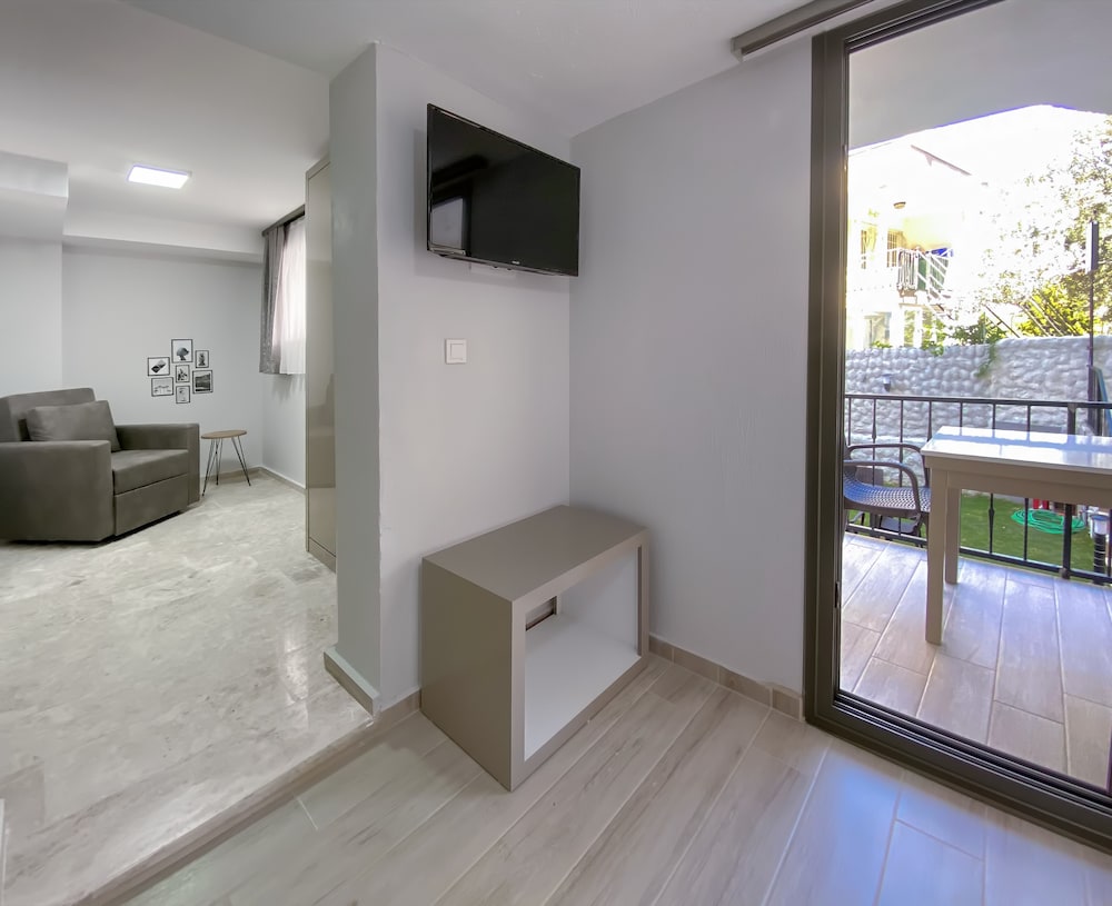 Azize Palas Apart Otel 42/42