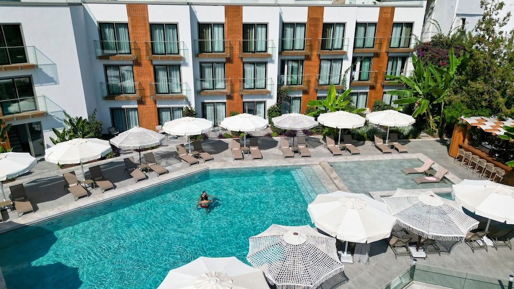 Astrid Hotel 57/63