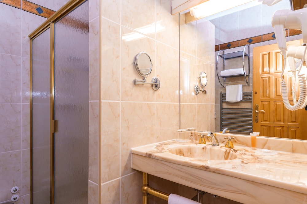 Spa Hotel Anglicky Dvur 49/50