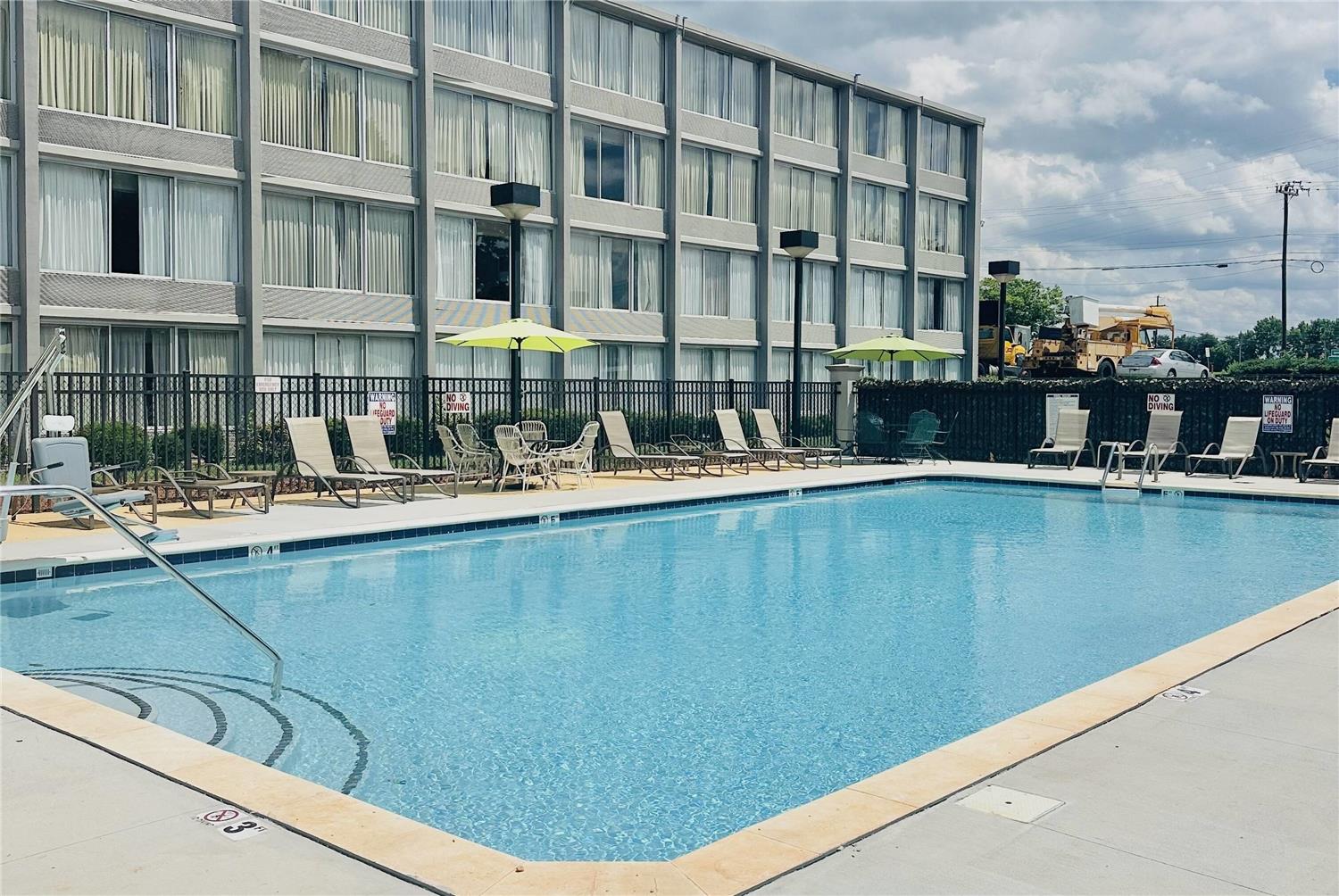 Wyndham Garden Greensboro 4/28