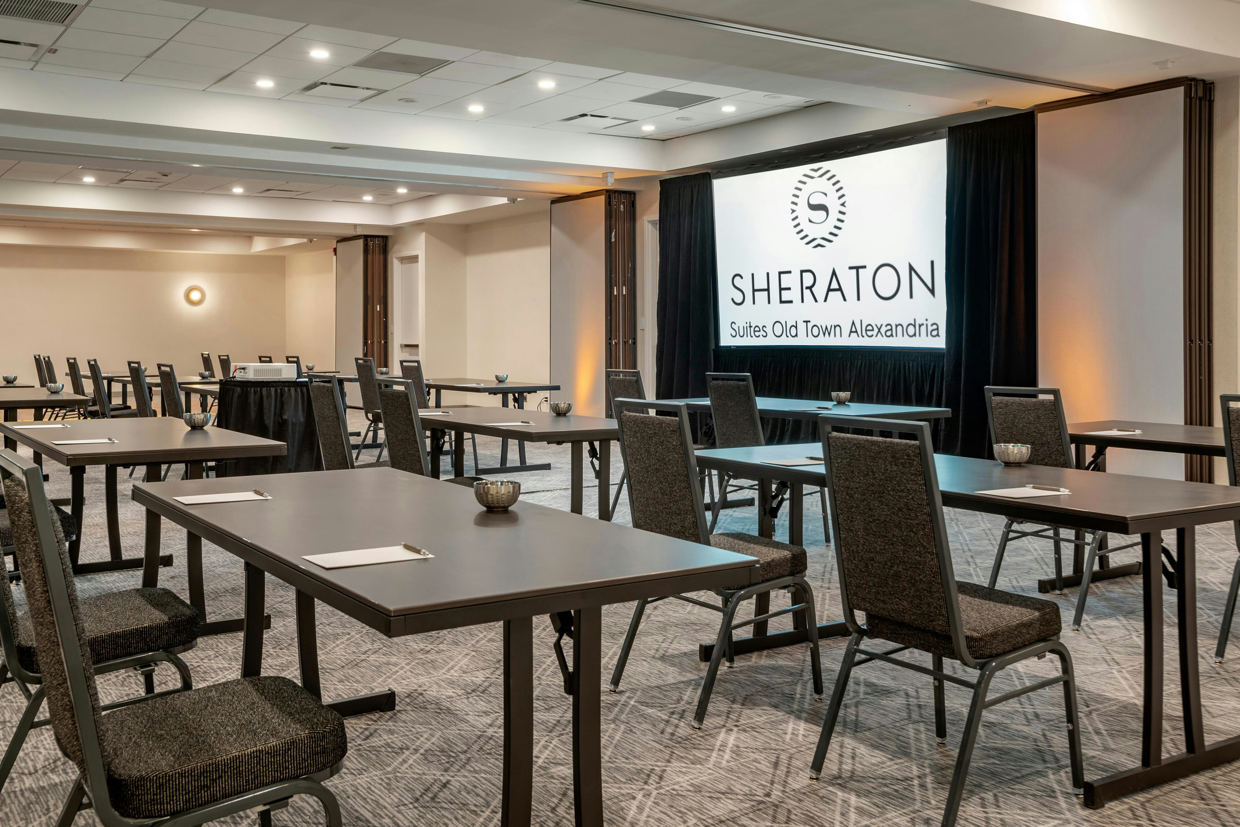 Sheraton Suites Old Town Alexandria 25/25