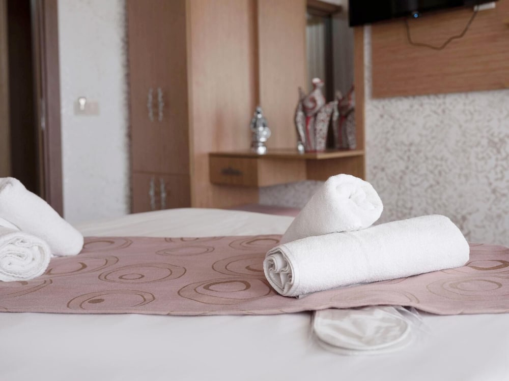 Megaron Hotel 28/62
