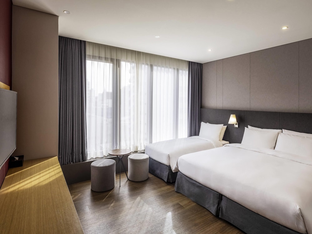Ibis Ambassador Seoul Myeongdong 17/66