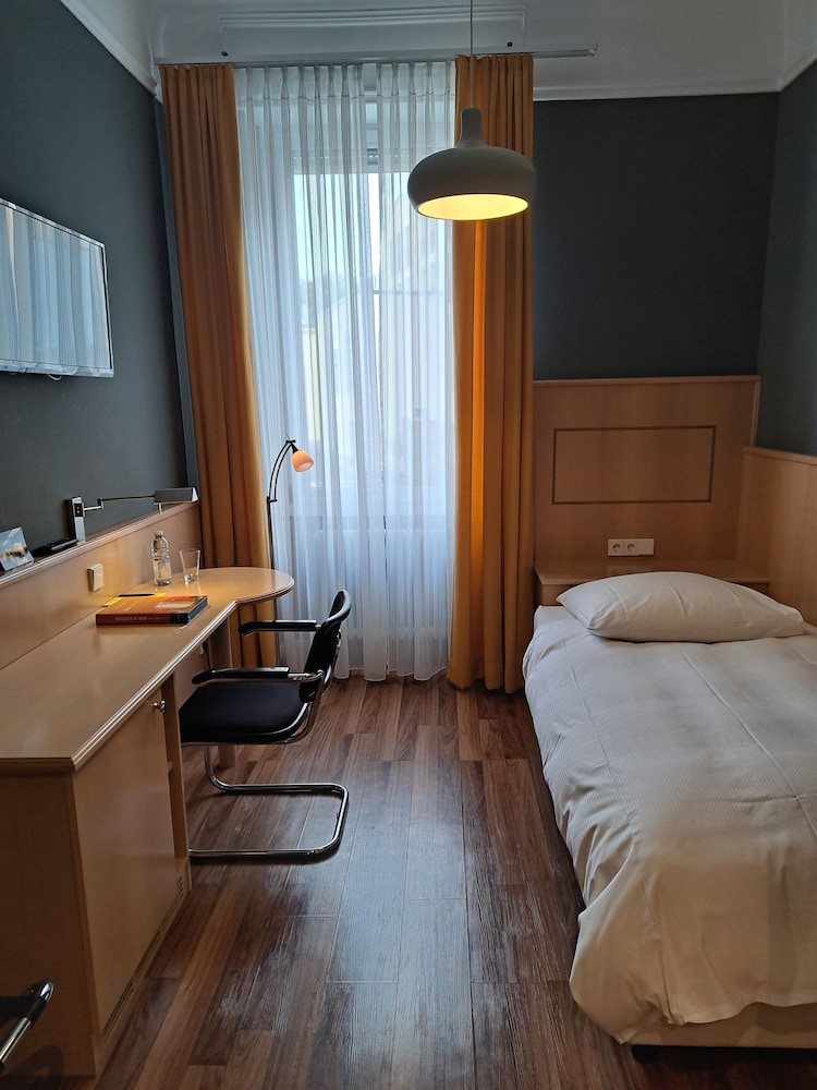 Union Hotel Offenburg 5/28