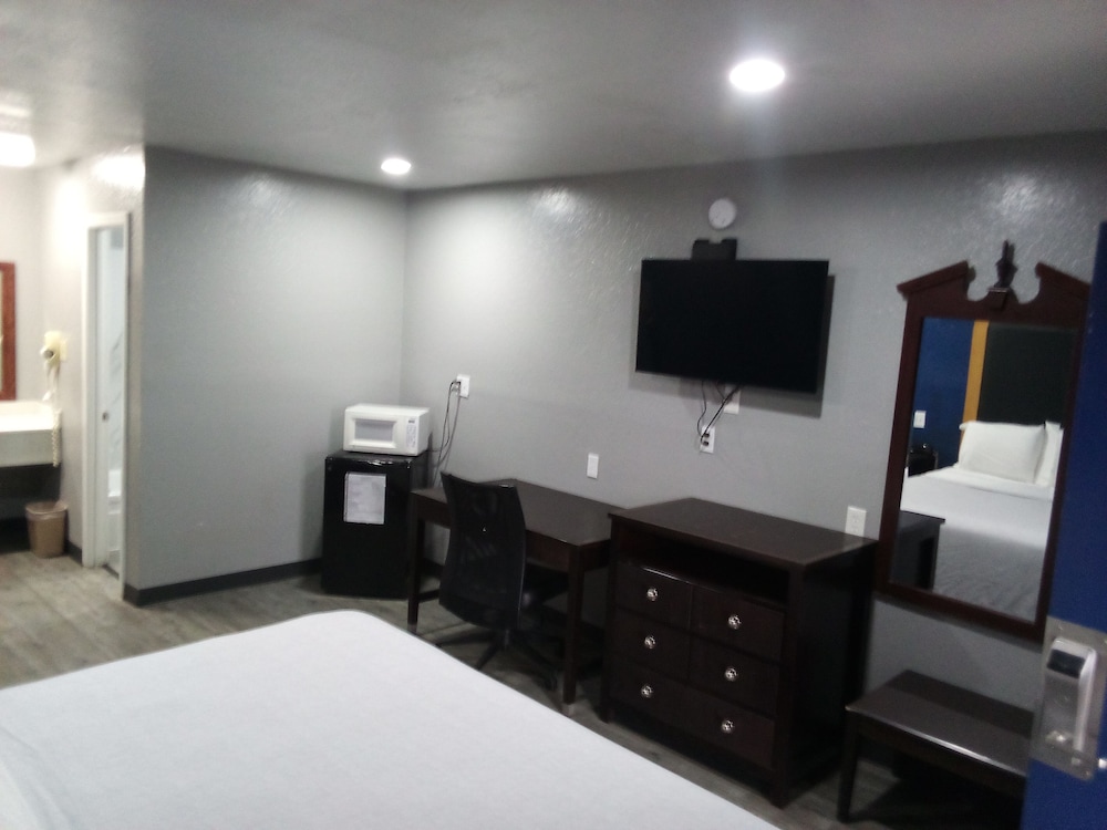 OYO Hotel Waldron AR - Hwy 71 33/52