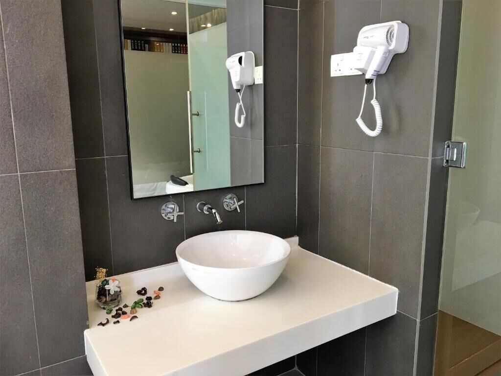 Executive, Studio, Suite, King Bed, Apple Hotel Times Square 5/6