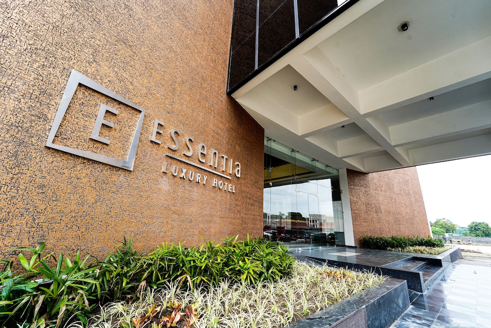 Essentia Luxury Hotel Indore 5/68