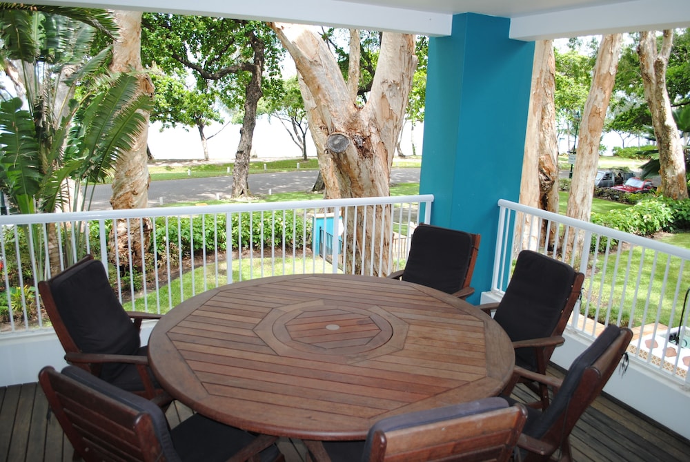 Beachview Apartments at Villa Paradiso 27/50
