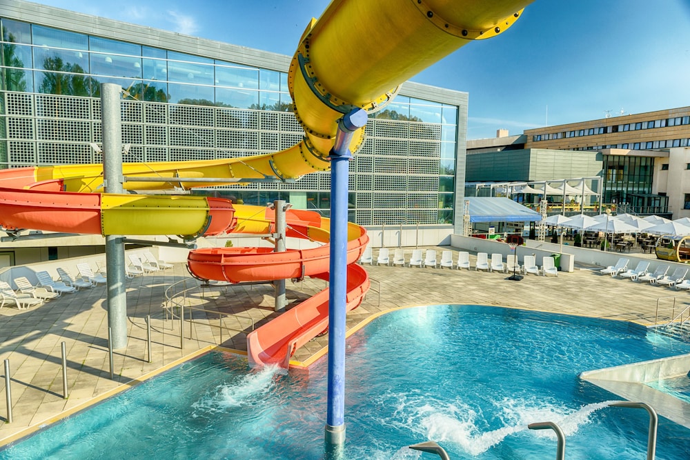 Hotel Aquacity Mountain View 54/65