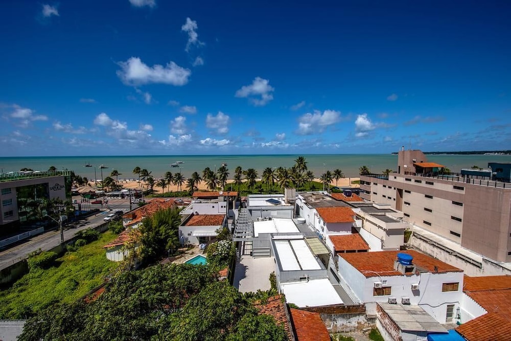 Tambau Beach Hotel 17/23