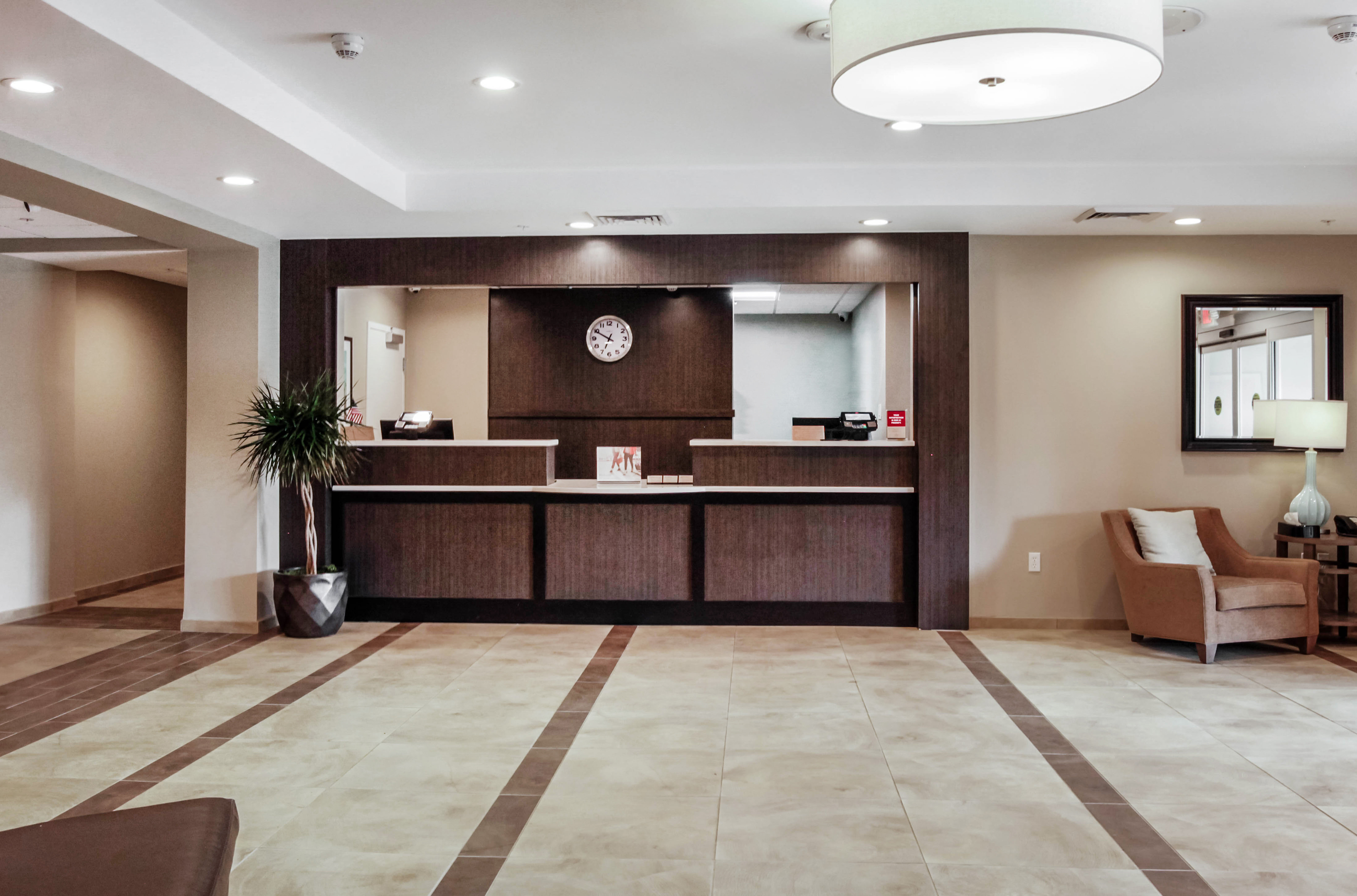 Candlewood Suites Brighton 2/19
