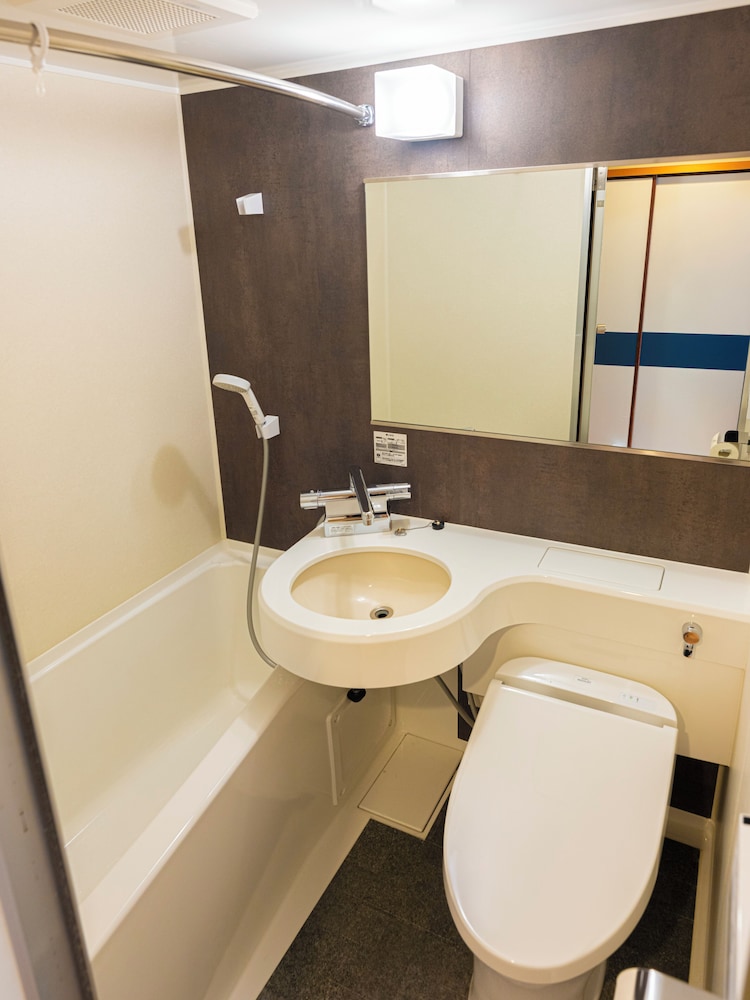 Japanese, 4 Futon Beds, Private Bathroom