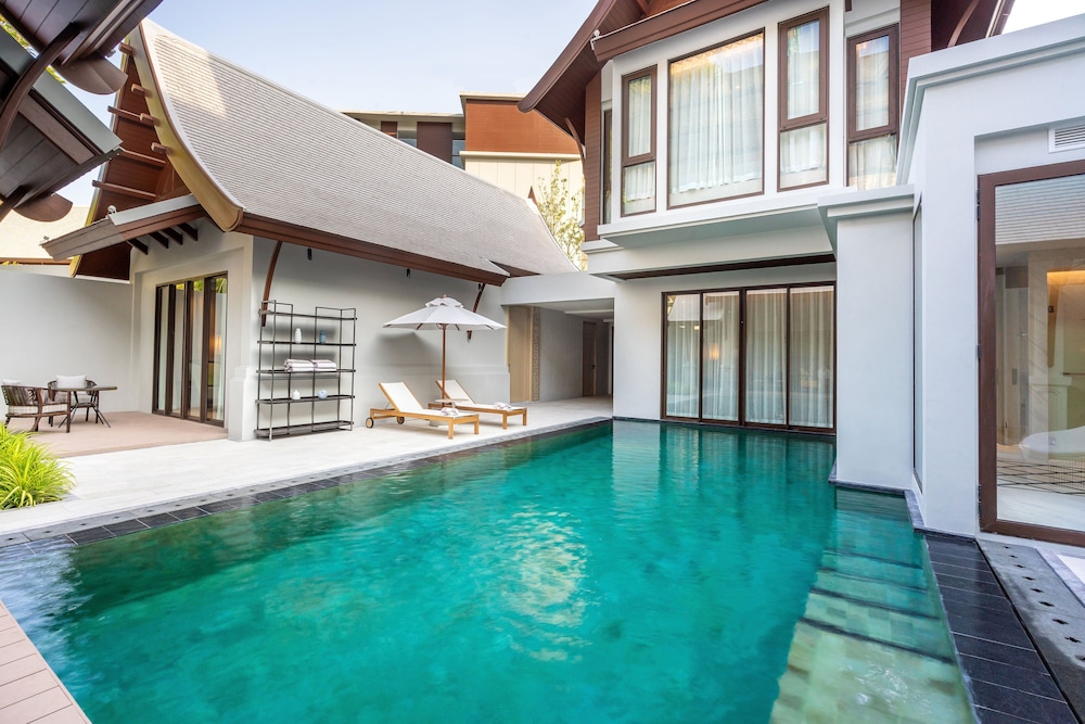 Intercontinental Phuket Resort 9/82