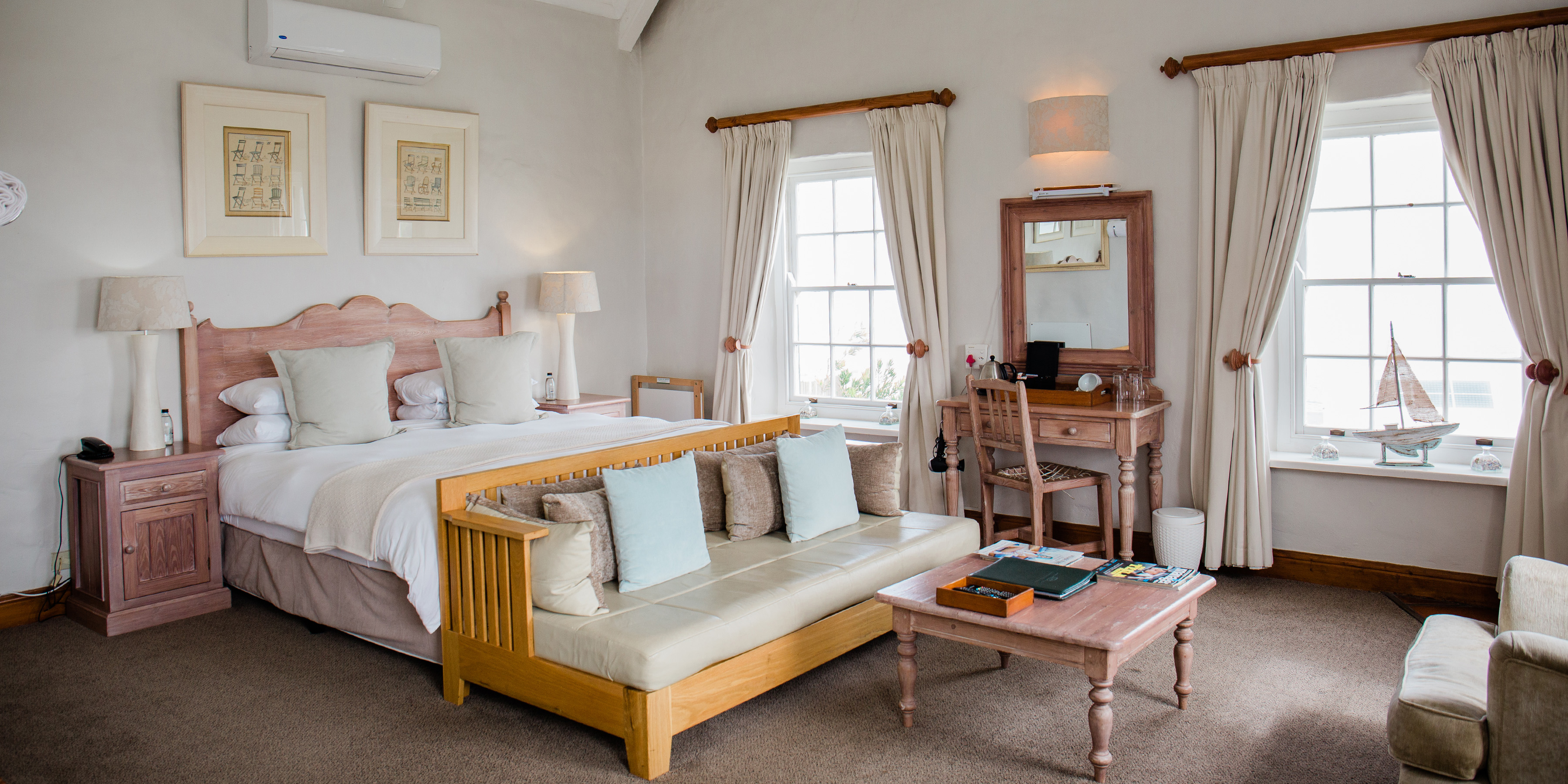 Panoramic Lagoon View Room