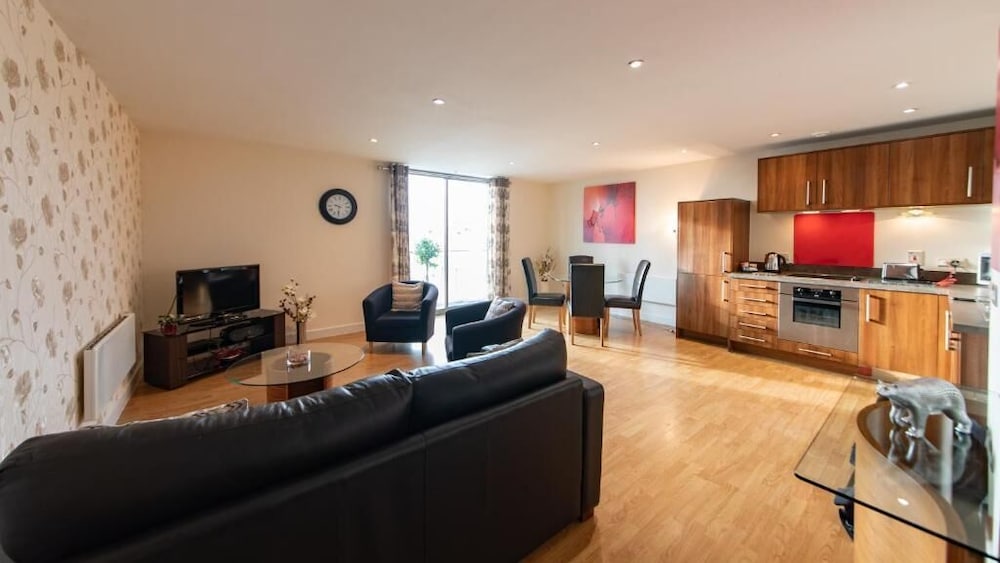 Lobby at The Spires Serviced Apartments Birmingham, BIRMINGHAM - UNITED KINGDOM