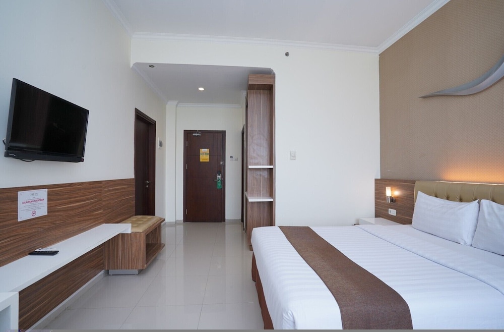 Lorin Sentul 8/53