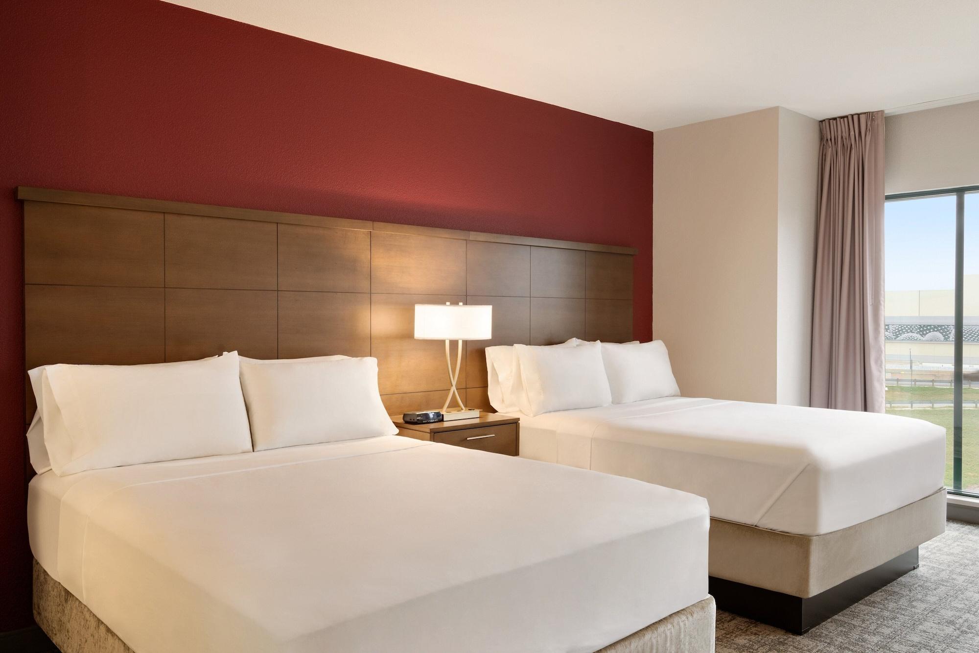 Studio, Suite, Multiple Beds, Kitchen