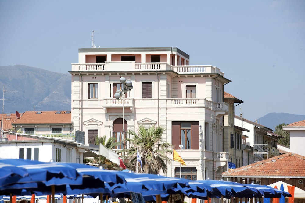 Villa Tina 1/50