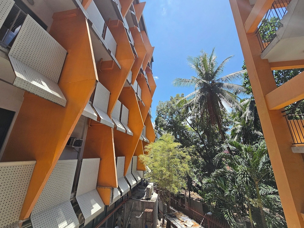 Tsai Hotel And Residences 4/64