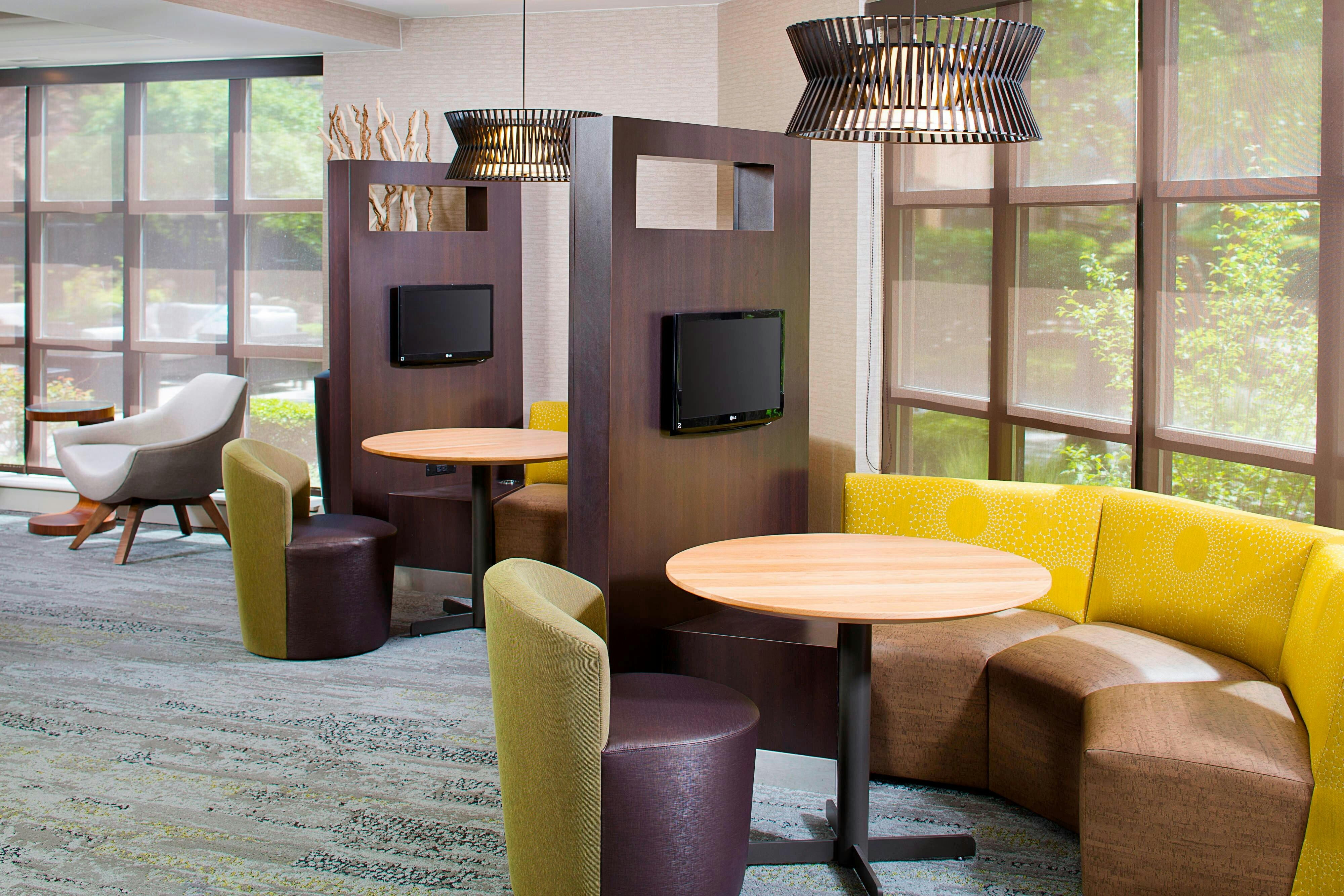 Courtyard By Marriott Ann Arbor 26/52