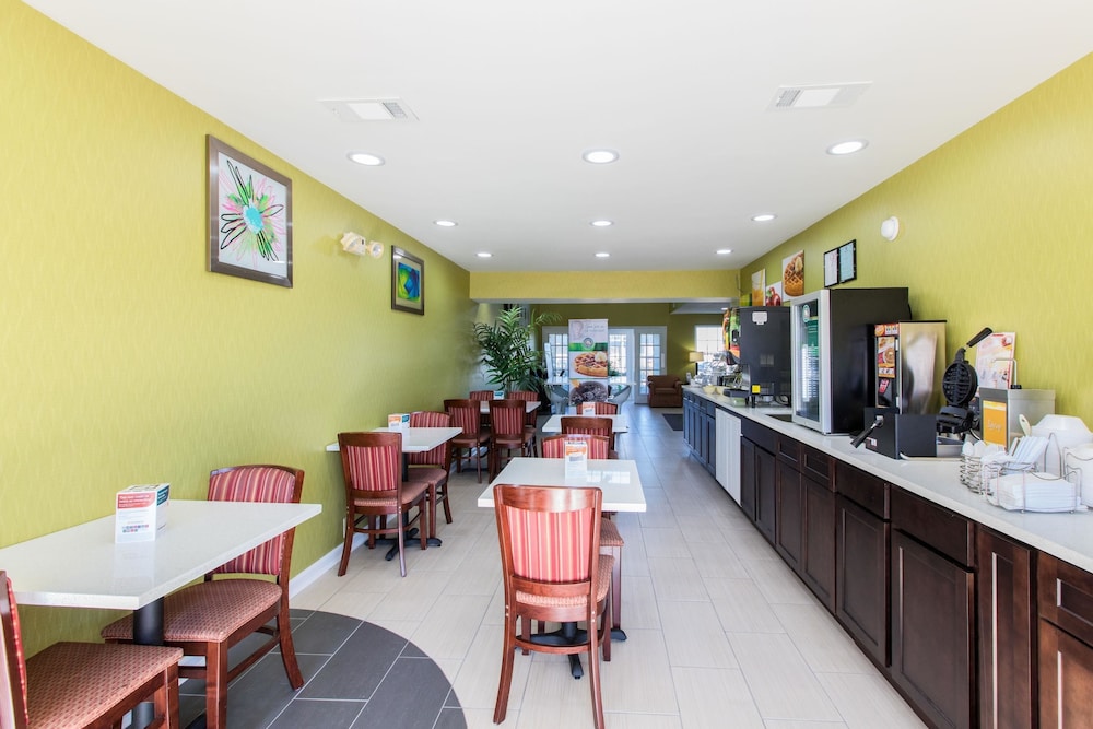 Quality Inn Albertville US 431 28/36