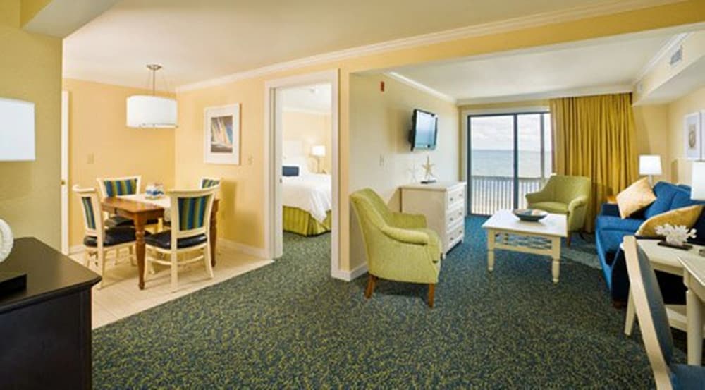 Surfside Hotel and Suites 34/57